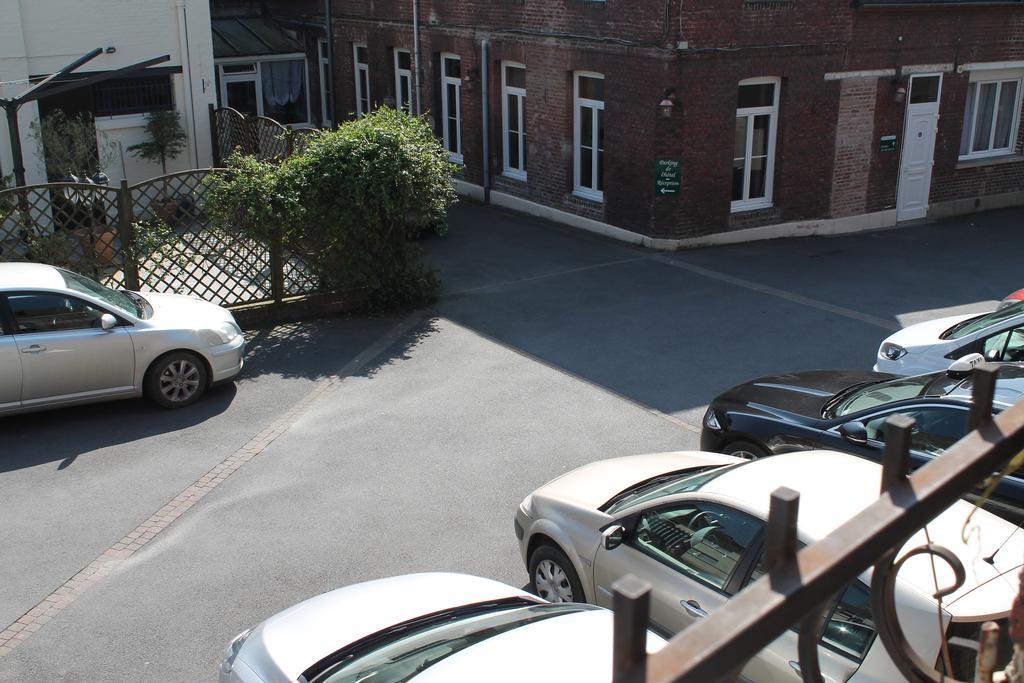 Le Florence Saint-Quentin  Exterior photo